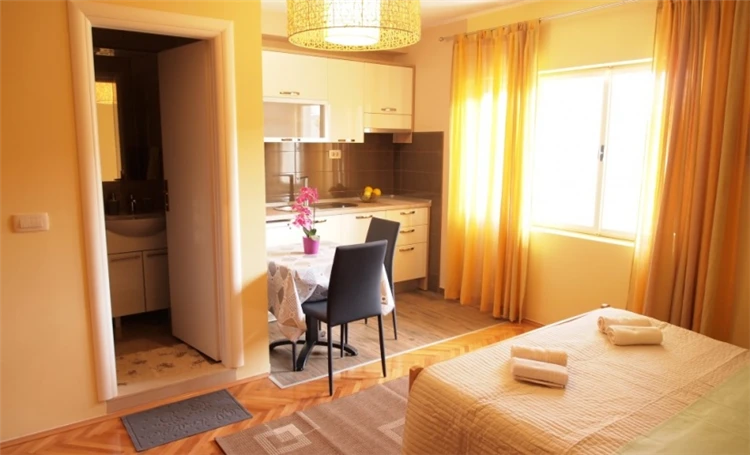 Studio ve Ville Jelena – interiér pokoje | Orebić / Villa Jelena