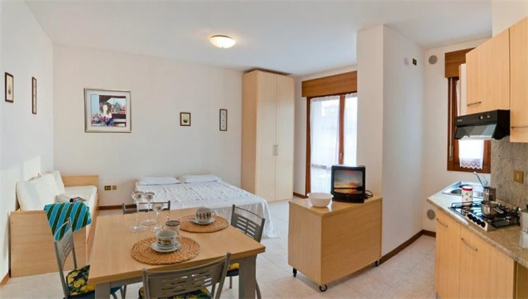 Residence Bolognese Caorle – bazén nebo společné prostory | Caorle / Residence Bolognese