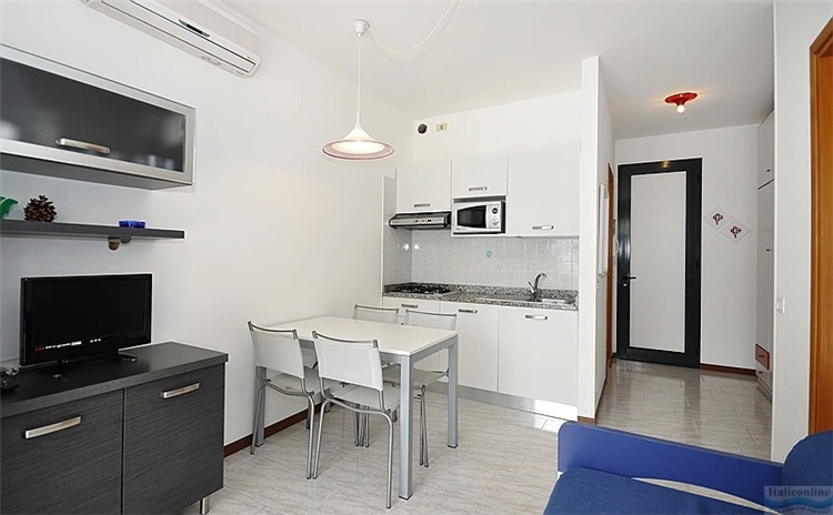 Residence Luxor – zahradní terasa s posezením | Bibione / Residence Luxor