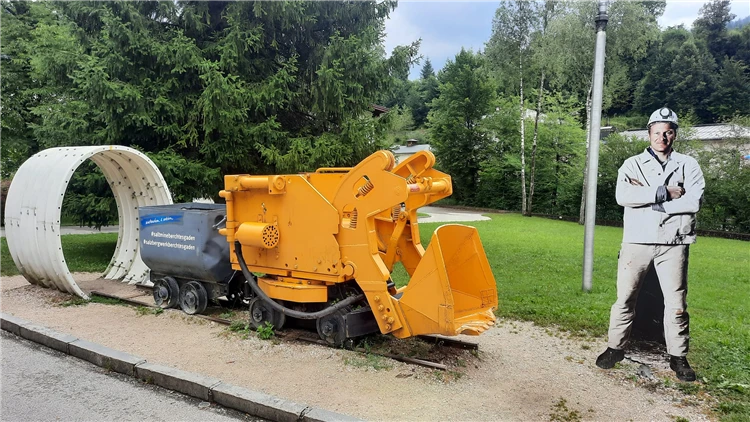 Návštěvníci na výletě v NP Berchtesgaden | Den v NP Berchtesgaden - solné doly a soutěska