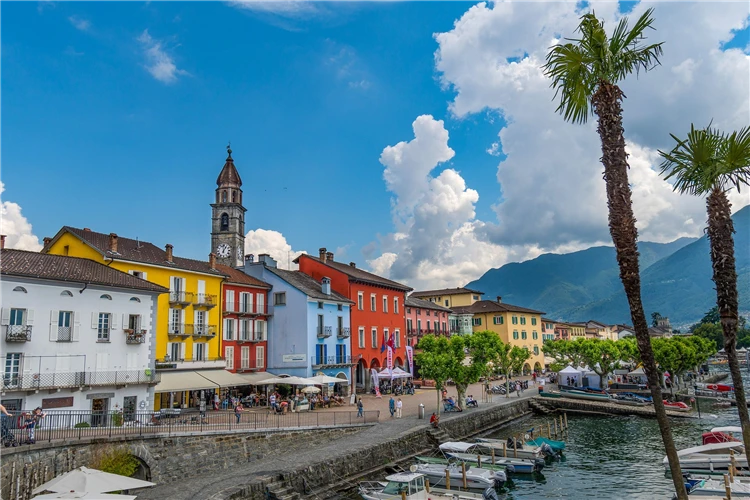 Ascona na jezeře Maggiore – švýcarské letovisko u vody | Za jarní krásou alpských jezer