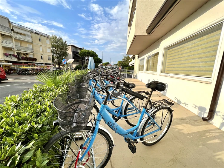 Bezplatné půjčení kol v hotelu na Lignano Rivieře | Lignano / Hotel Old River