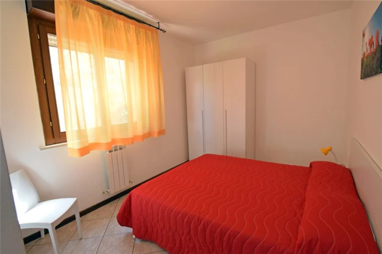 Bazén Residence Capri s lehátky a středomořskou atmosférou | Villa Rosa / Residence Capri