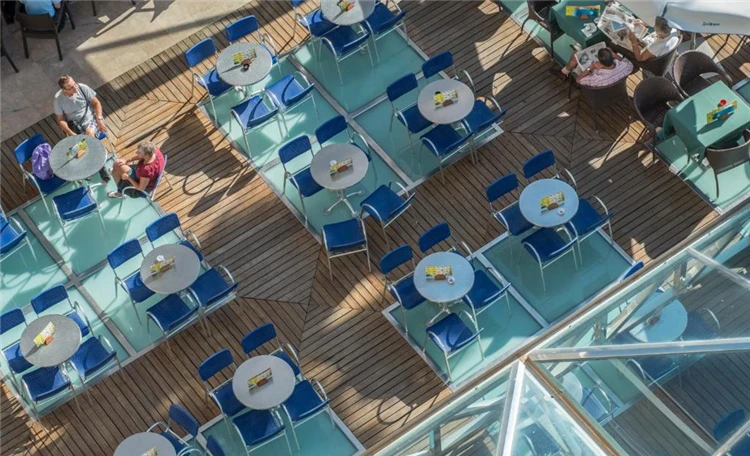 Terasa hotelu Indalo Park s výhledem | Santa Susanna / Hotel Indalo Park