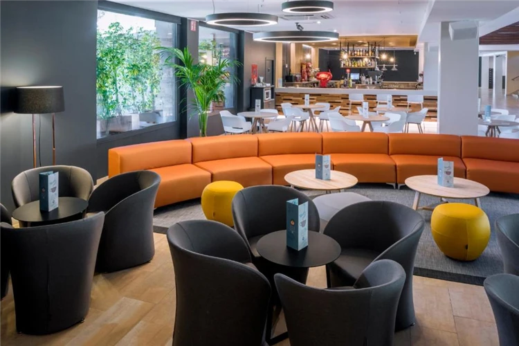 Bar v hotelu President v Calelle s nabídkou nápojů | Calella / Hotel President