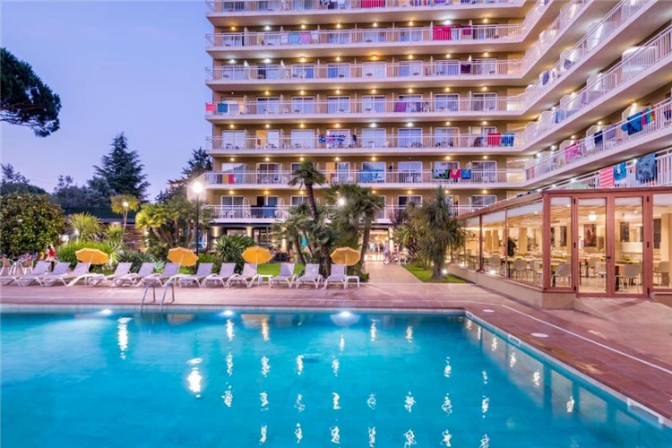 Venkovní bazén hotelu President v Calelle | Calella / Hotel President