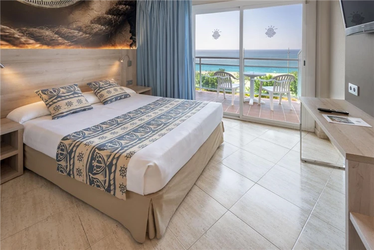 Pokoj s výhledem na moře v hotelu GHT Marítim | Calella / Hotel GHT Marítim