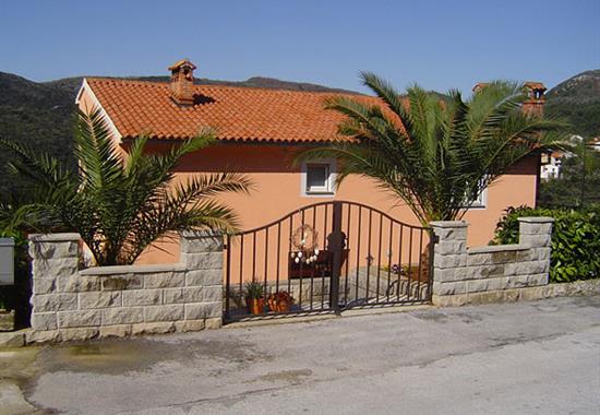 Apartmánový dům Laura - Istrie