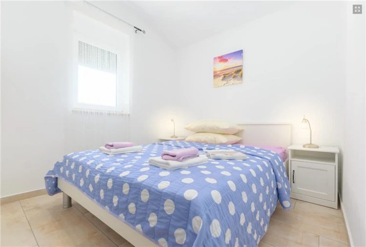Ložnice trojlůžkového apartmánu Filip | Medulin / Apartmánový dům Filip
