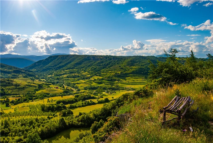 Scenérie z Bosny a Hercegoviny | Mystická Bosna – za tajemstvím pyramid