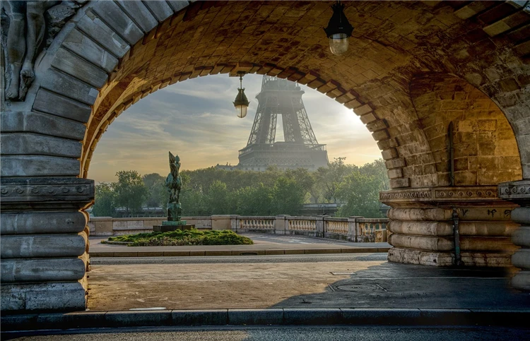 Monumentální oblouk v Paříži – La Défense | Magická Paříž s návštěvou Versailles