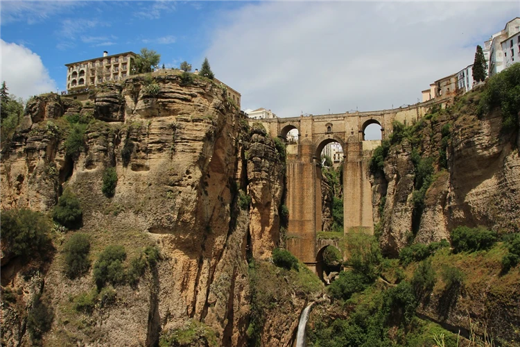 Historický most a soutěska v Rondě, Andalusie | Andalusie s výlety