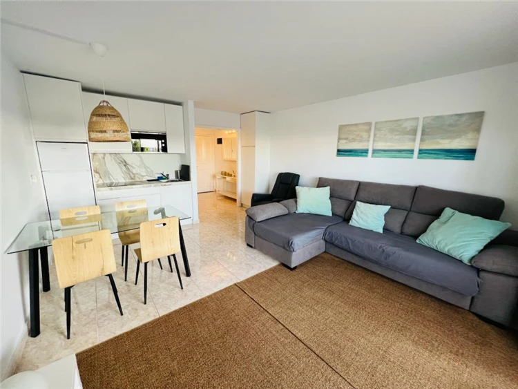 Apartmány Teguisol – parkování a příjezdová cesta | Costa Teguise / Apartmány Teguisol