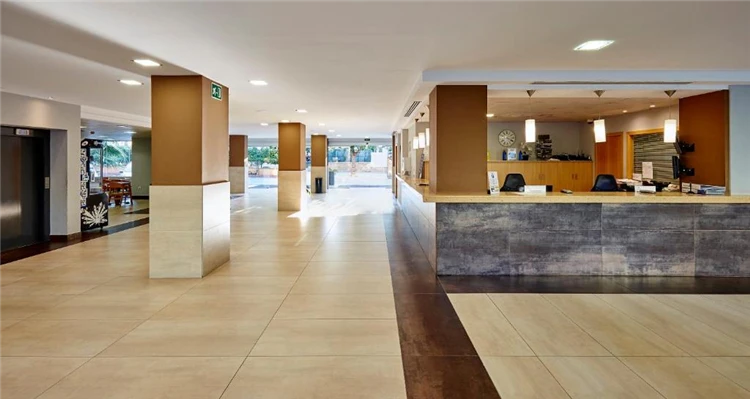 Recepce hotelu Surf Mar v Lloret de Mar | Lloret de Mar / Hotel Surf Mar