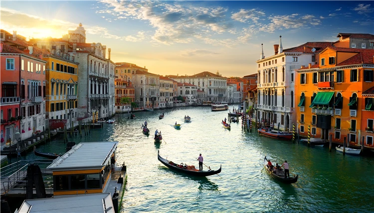 Malebná italská scenérie na trase zájezdu Benátky, Verona a Florencie | Benátky, Verona, Florencie a Lago di Garda