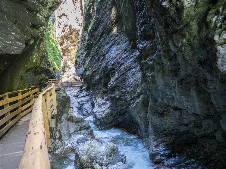 Liechtensteinova soutěska – impozantní skalní kaňon v Rakousku | NP Taury – kouzlo rakouských hor