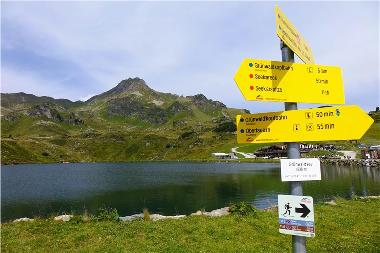 Panorama Alp z turistické trasy v NP Vysoké Taury | NP Taury – kouzlo rakouských hor