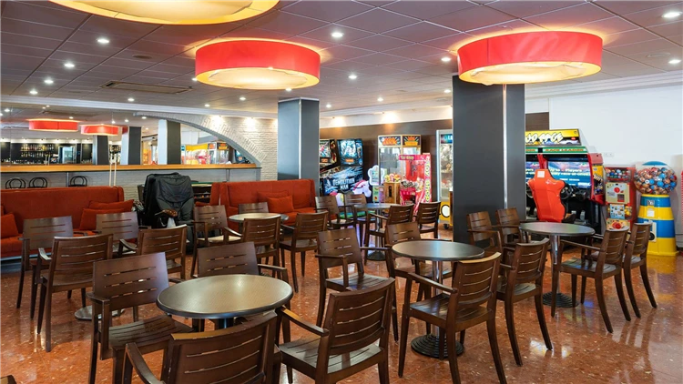 Bazén nebo okolí hotelu Medplaya Santa Monica | Calella / Hotel Medplaya Santa Monica