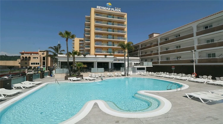 Nový bazén hotelu Reymar Playa | Malgrat de Mar / Hotel Reymar Playa