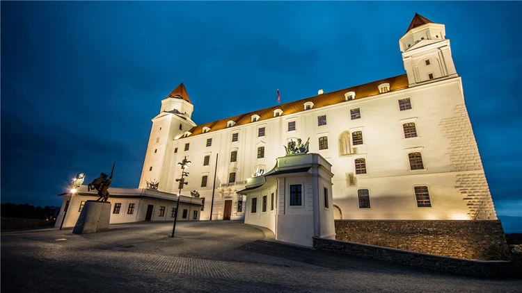 Bratislavský hrad a historické centrum města | Předvánoční Bratislava