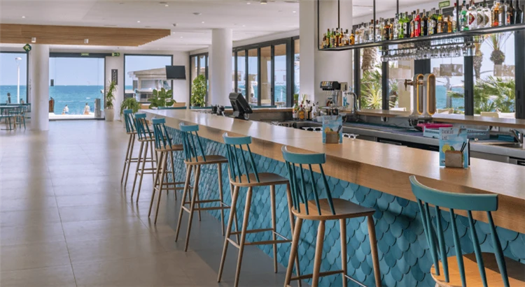 Hotelový bar Caprici Beach & SPA | Santa Susanna / Hotel Caprici Beach & SPA