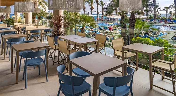 Areál hotelu Caprici Beach & SPA | Santa Susanna / Hotel Caprici Beach & SPA