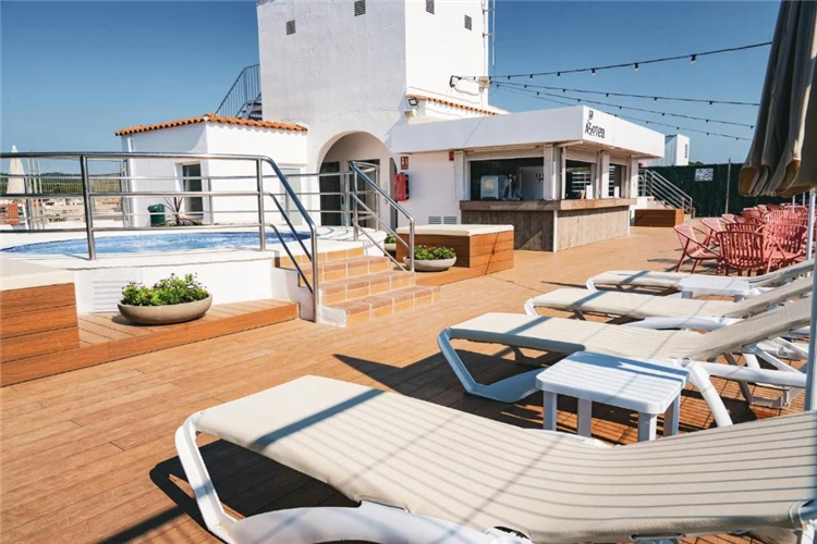 Terasa hotelu HTop Amatista s výhledem | Lloret de Mar / Hotel HTop Amatista