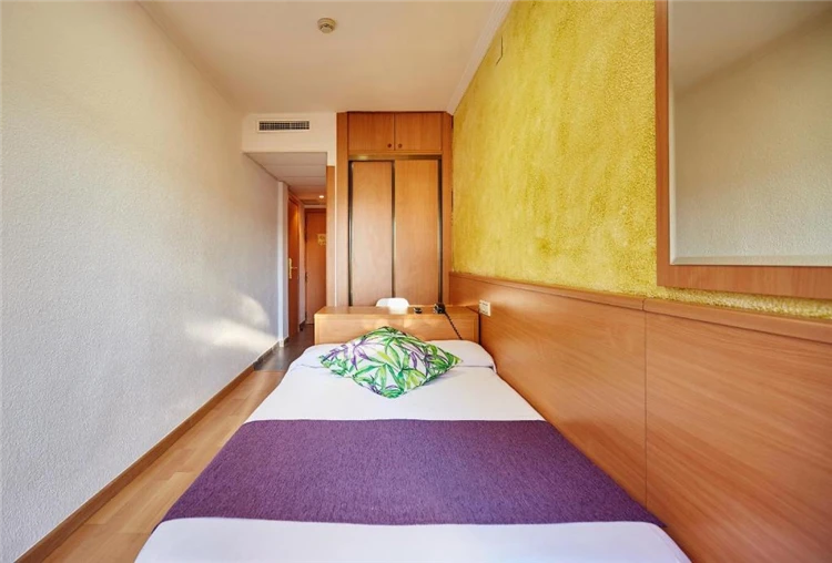 Útulný pokoj hotelu Samba pro hosty | Lloret de Mar / Hotel Samba