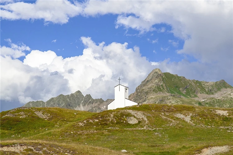 Silvretta Stausee – přehradní jezero v rakouských Alpách | Krajinou alpských vrcholů a jezer Rakouska, Německa a Švýcarska