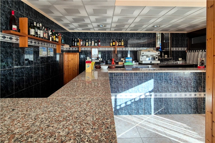 Bar hotelu Hotel Jardín – pult a nabídka nápojů | Oropesa del Mar / Hotel Jardín