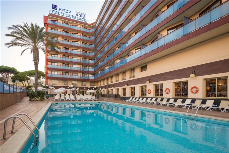Exteriér hotelu HTop Jadhe v Calelle | Calella / Hotel HTop Jadhe