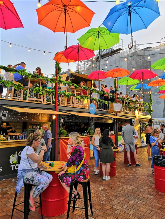Interiér hotelu – stylově zařízený pokoj | Festival světel Záhřeb a termální lázně