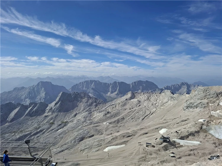 Zugspitze – panoramatický výhled z vrcholu hory č. 2 | Krajinou alpských vrcholů a jezer Rakouska, Německa a Švýcarska