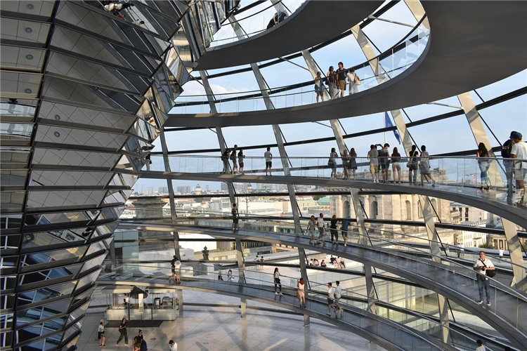 Berlín – pohled na město s ikonickými památkami | Drážďany, Berlín a německé "Versailles"