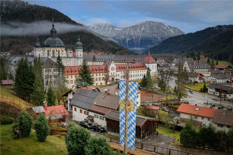 Historický klášter v Bavorsku | Bavorské zámky Ludvíka II. a alpská metropole Innsbruck