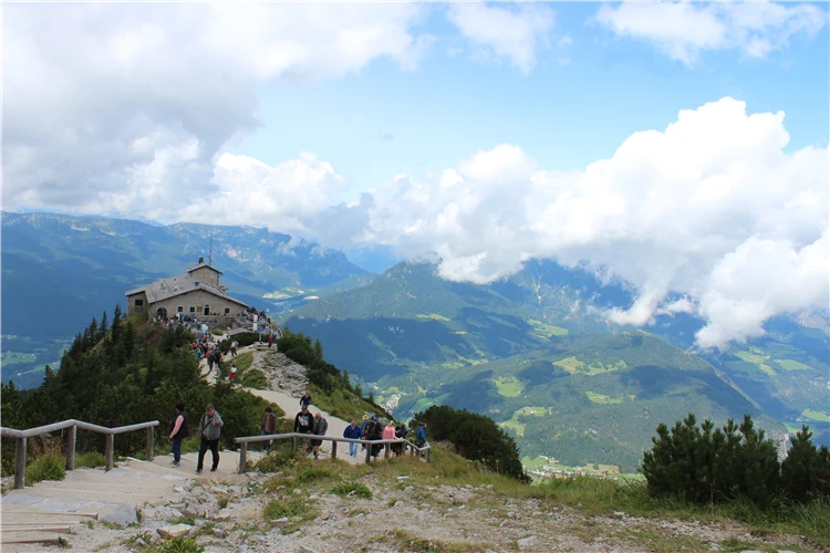 Hitlerovo Orlí hnízdo na vrcholu hory Kehlstein | Hitlerovo Orlí hnízdo, Hallstatt a Berchtesgaden