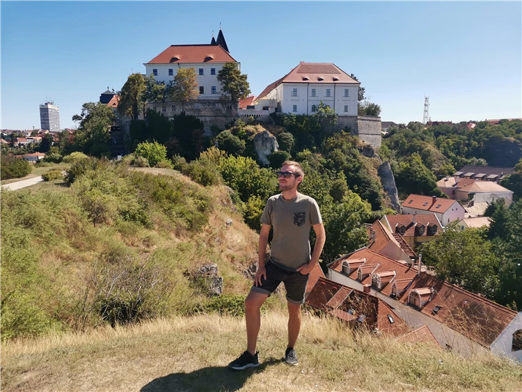 Pohled na staré město Veszprém s věží | Prázdniny u Balatonu