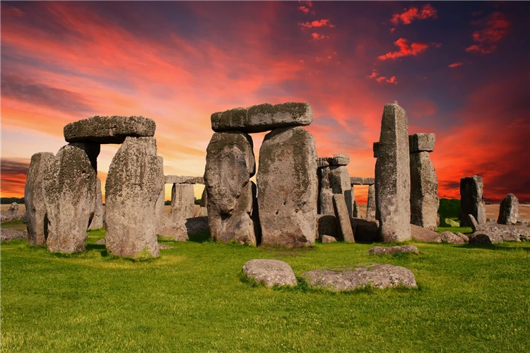 Stonehenge – záhadné megality na salisburské plání | Královský Londýn, tajemné Stonehenge a hrabství Midsomer