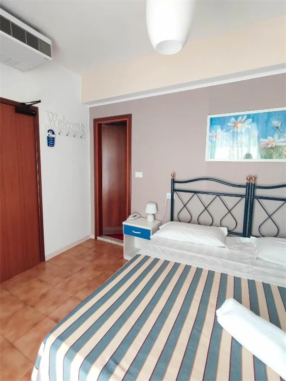 Jídelna hotelu Riviera Lido di Jesolo s večeří | Lido di Jesolo / Hotel Riviera