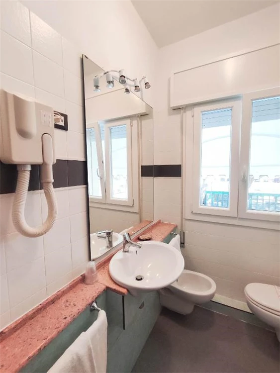 Hotelový bar s nápoji v Lido di Jesolo | Lido di Jesolo / Hotel Riviera