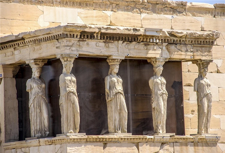 Parthenon na aténské Akropoli z blízka | Peloponéský poloostrov a Atény - kolébka evropské civilizace