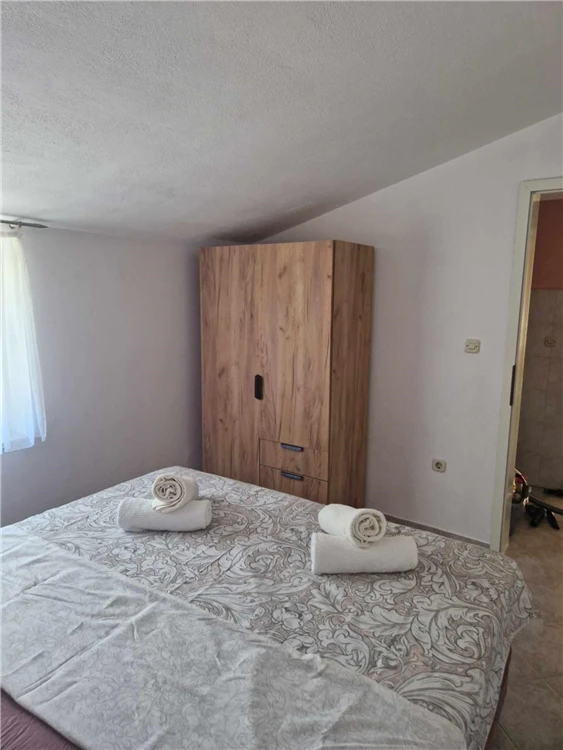 Detail interiéru apartmánu č. 4 ve Ville Dana | Vodice-Srima / Villa Dana