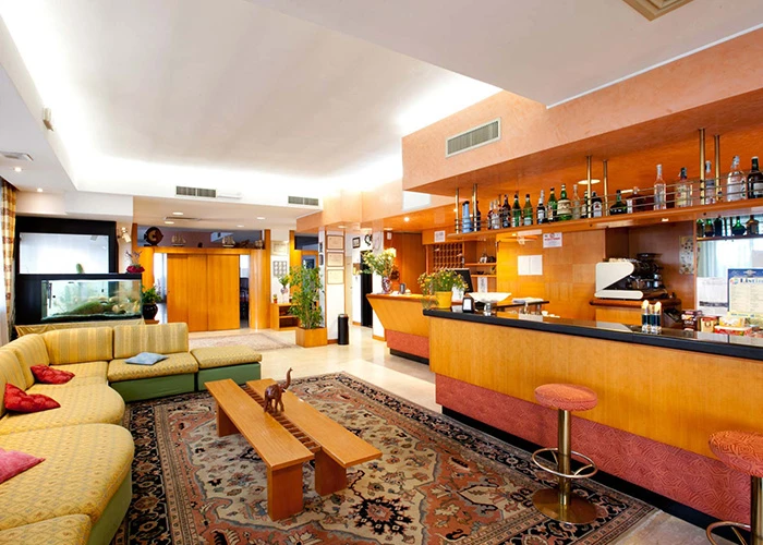 Snídaňový bufet nebo jídelna hotelu Canguro | San Benedetto del Tronto / Hotel Canguro