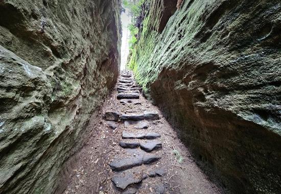 Litomyšl, Nové Hrady a unikátní skalní město Toulovcovy Maštale - Česká republika