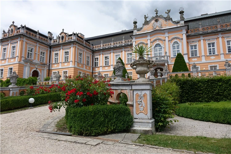 Pískovcové skály v přírodním skalním městě Toulovcovy Maštale | Litomyšl, Nové Hrady a unikátní skalní město Toulovcovy Maštale