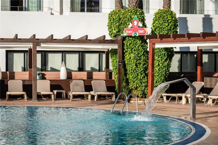 Venkovní bazén hotelu Alegria Florida Park v Santa Susanně | Santa Susanna / Hotel Alegria Florida Park