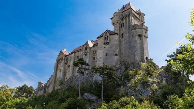 Lichtenštejnský palác – majestátní historické sídlo v Dolním Rakousku | Historické unikáty Dolního Rakouska