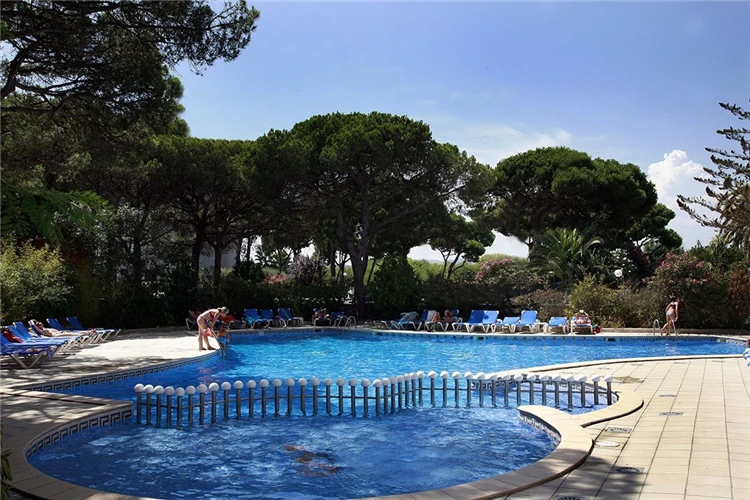 Venkovní bazén hotelu Blaumar | Blanes / Hotel Blaumar