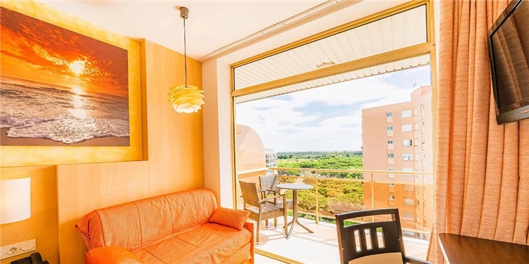 Pokoj s balkonem v hotelu Blaumar | Blanes / Hotel Blaumar