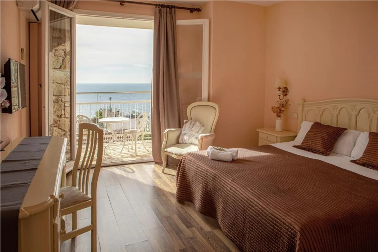 Hotelový pokoj v hotelu Roger de Flor Seleqtta s lůžky | Lloret de Mar / Hotel Roger de Flor Seleqtta